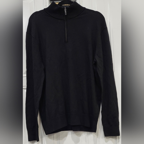 UNTUCKit black 1/4 zip 100% merino wool pullover sweater men's size Large